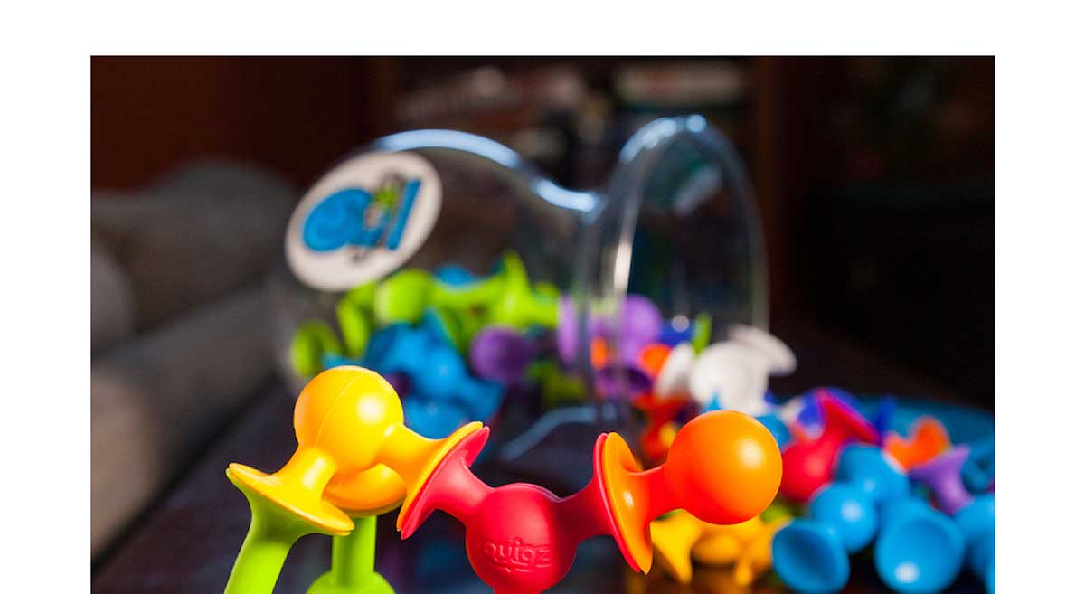 Squigz