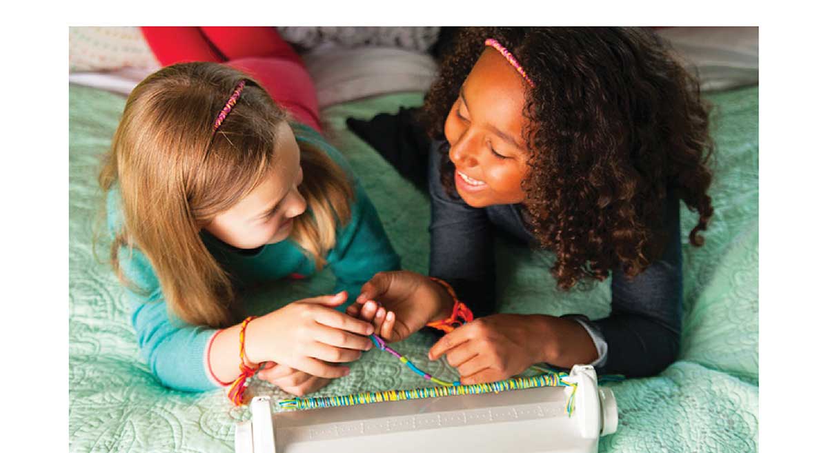 Make A Friend Bracelet Loom