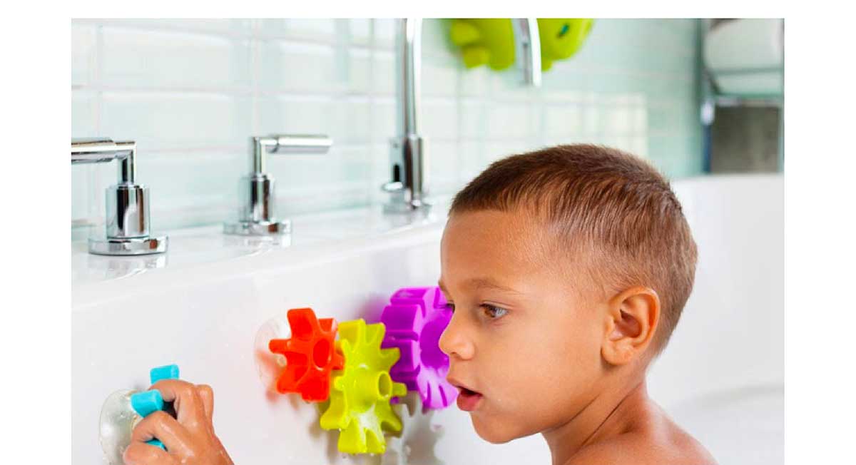 Boon Cogs Water Gear Bath Toy