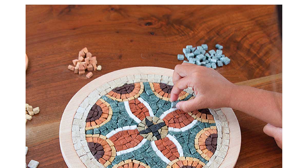 Make A Real Mosaic - Mandala Medallion