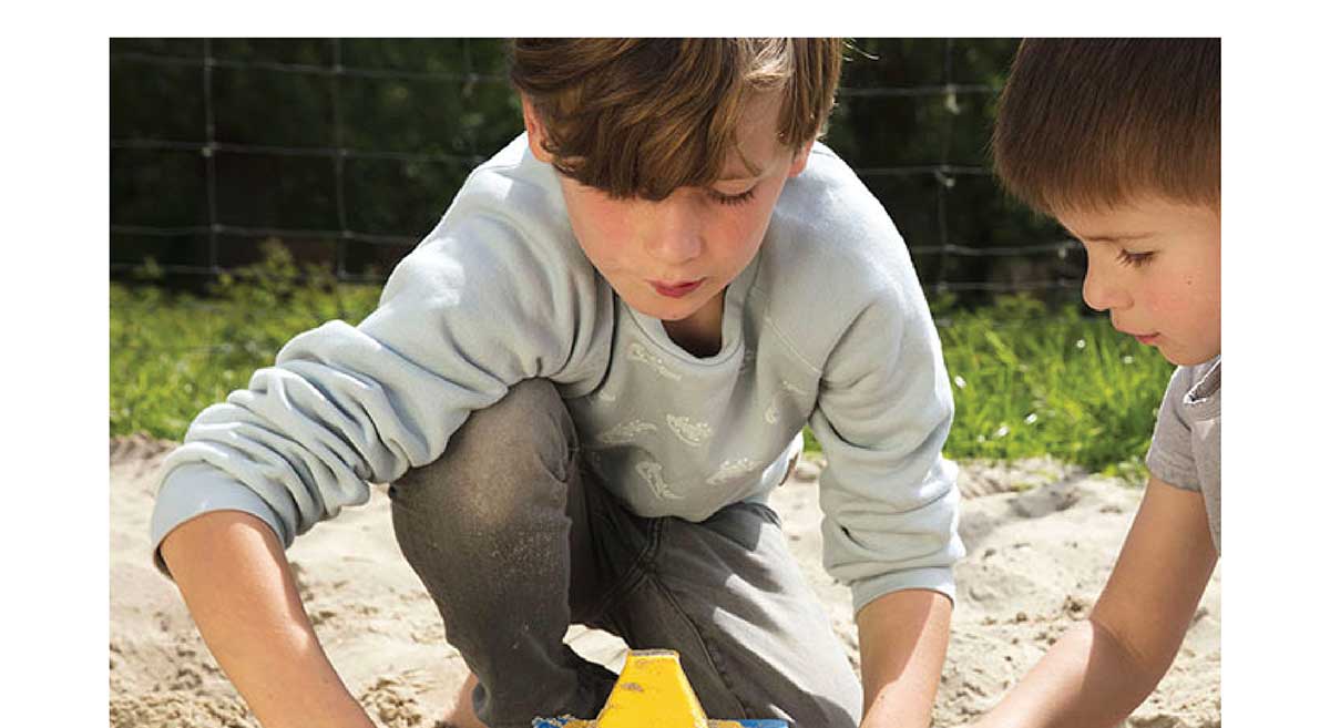 Pira: Sand Pyramid Builder: Blue + Blue + Yellow