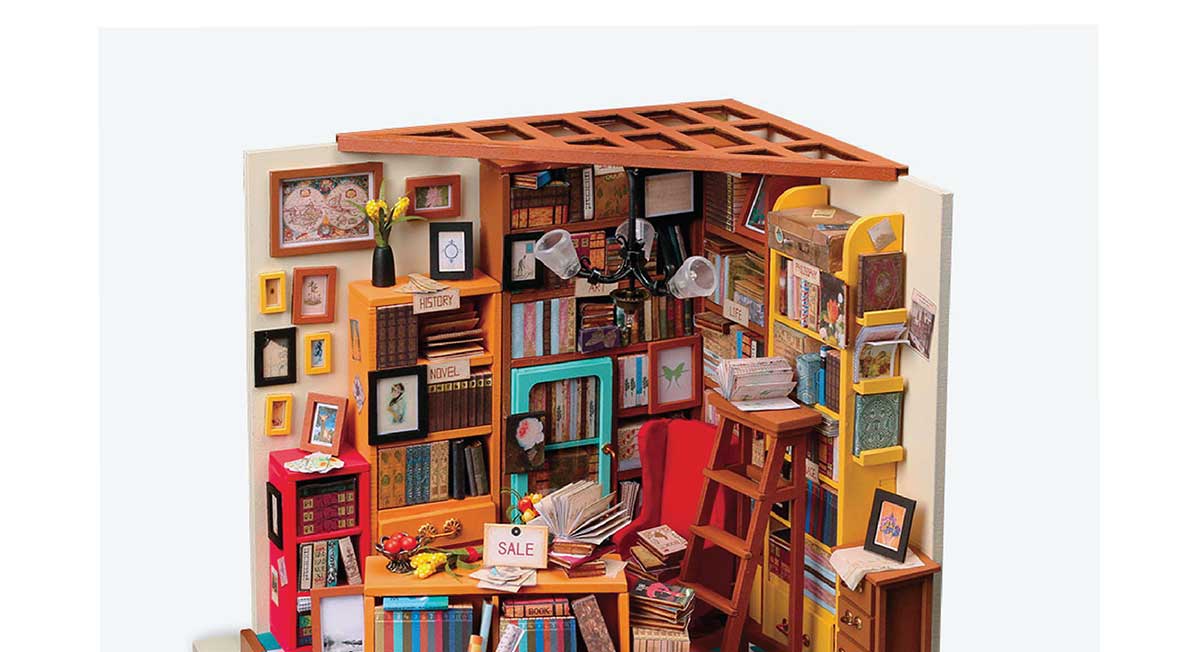 DIY Miniature Model Kit: Harper's Library