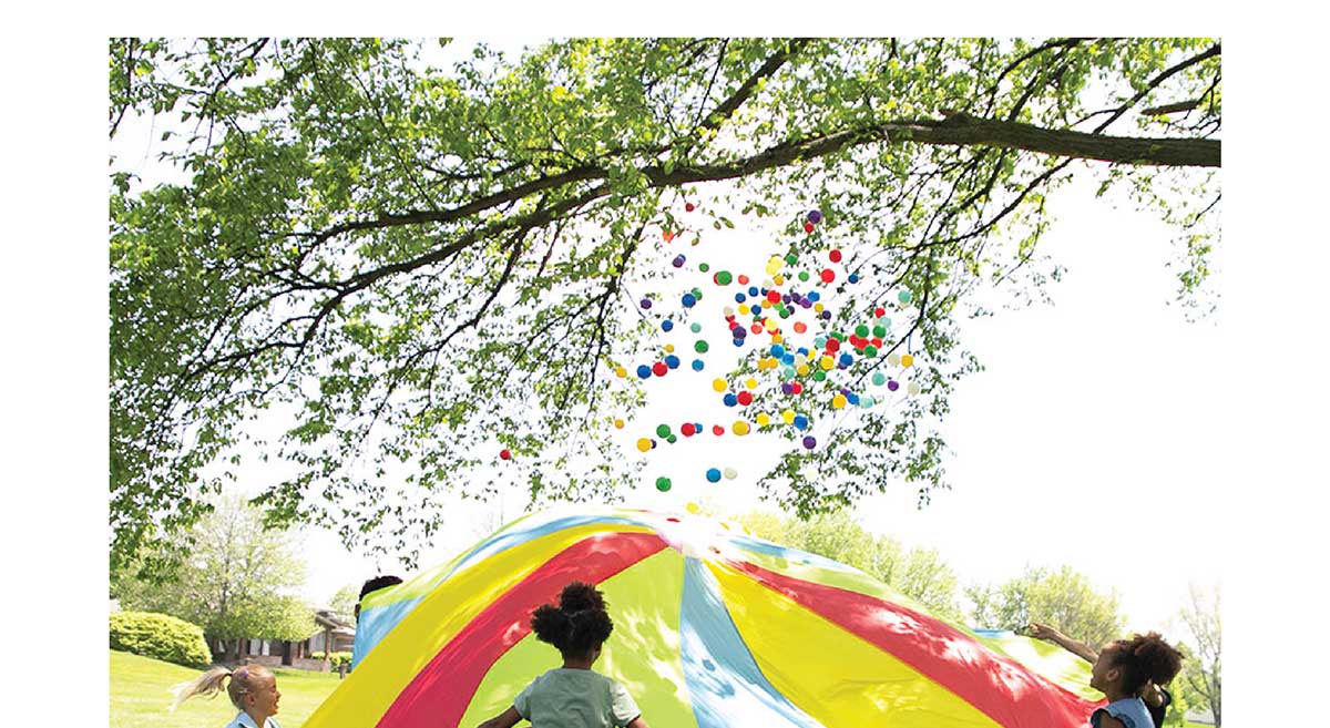 Up We Go! Giant Parachute and Ball Combo Pack