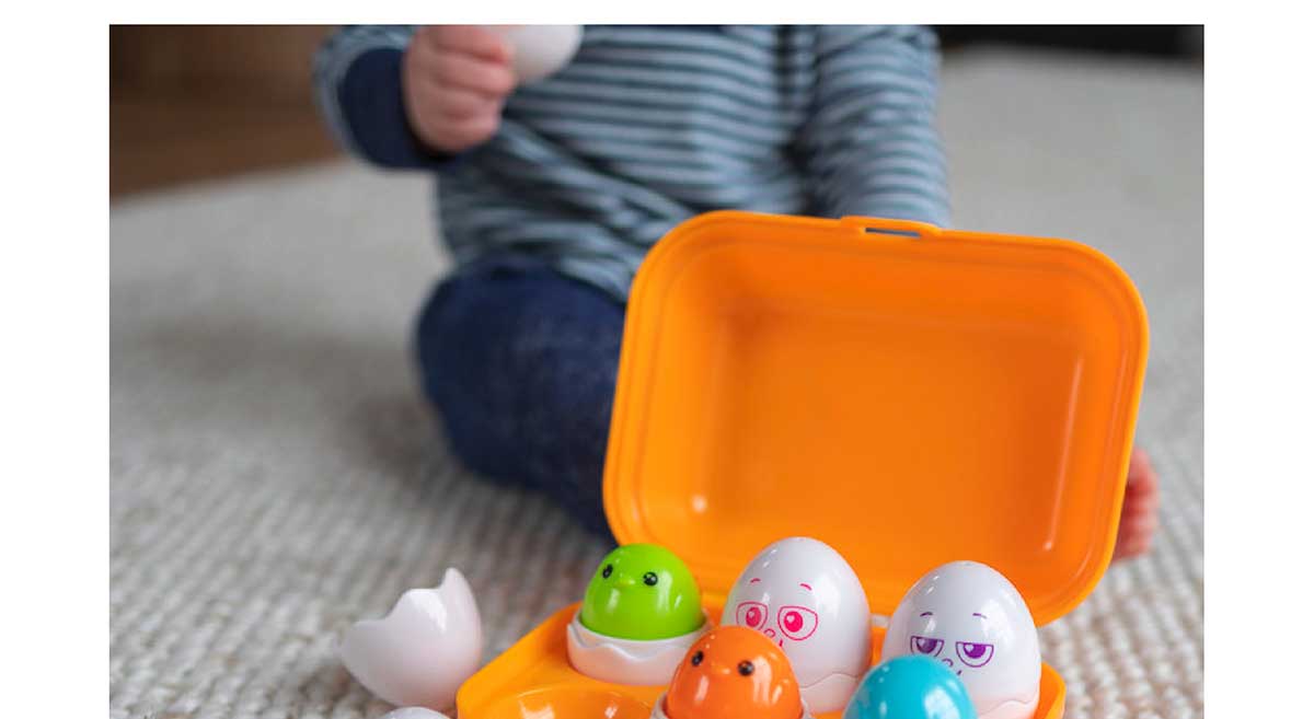 Lamaze Sort & Squeak Eggs