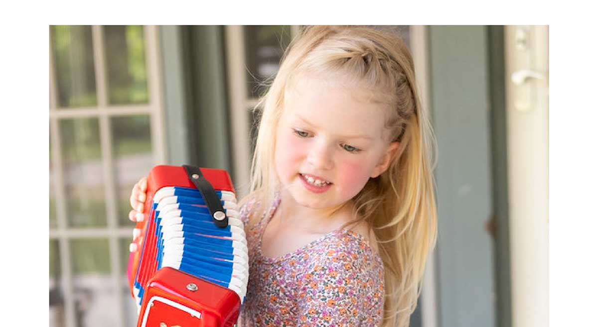 Everybody Polka! Kids' Accordion