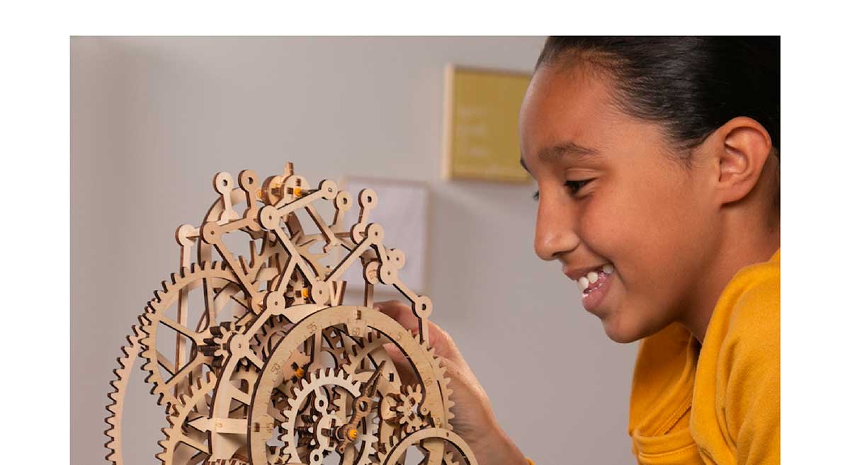 PuzzleGears: Precision Clock
